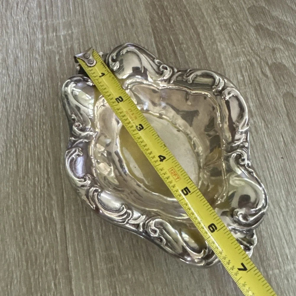 Sheridan Silver Plated Dish - 7 inches long
